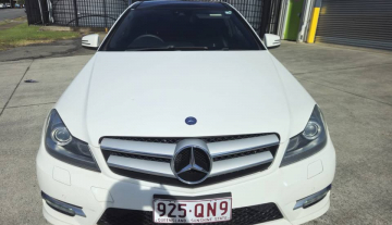 2013 Mercedes-Benz c180 w204 automatic coupe 3.jpg